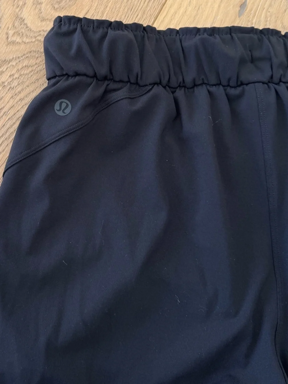 Lululemon Keep Moving Joggers Black Size 4